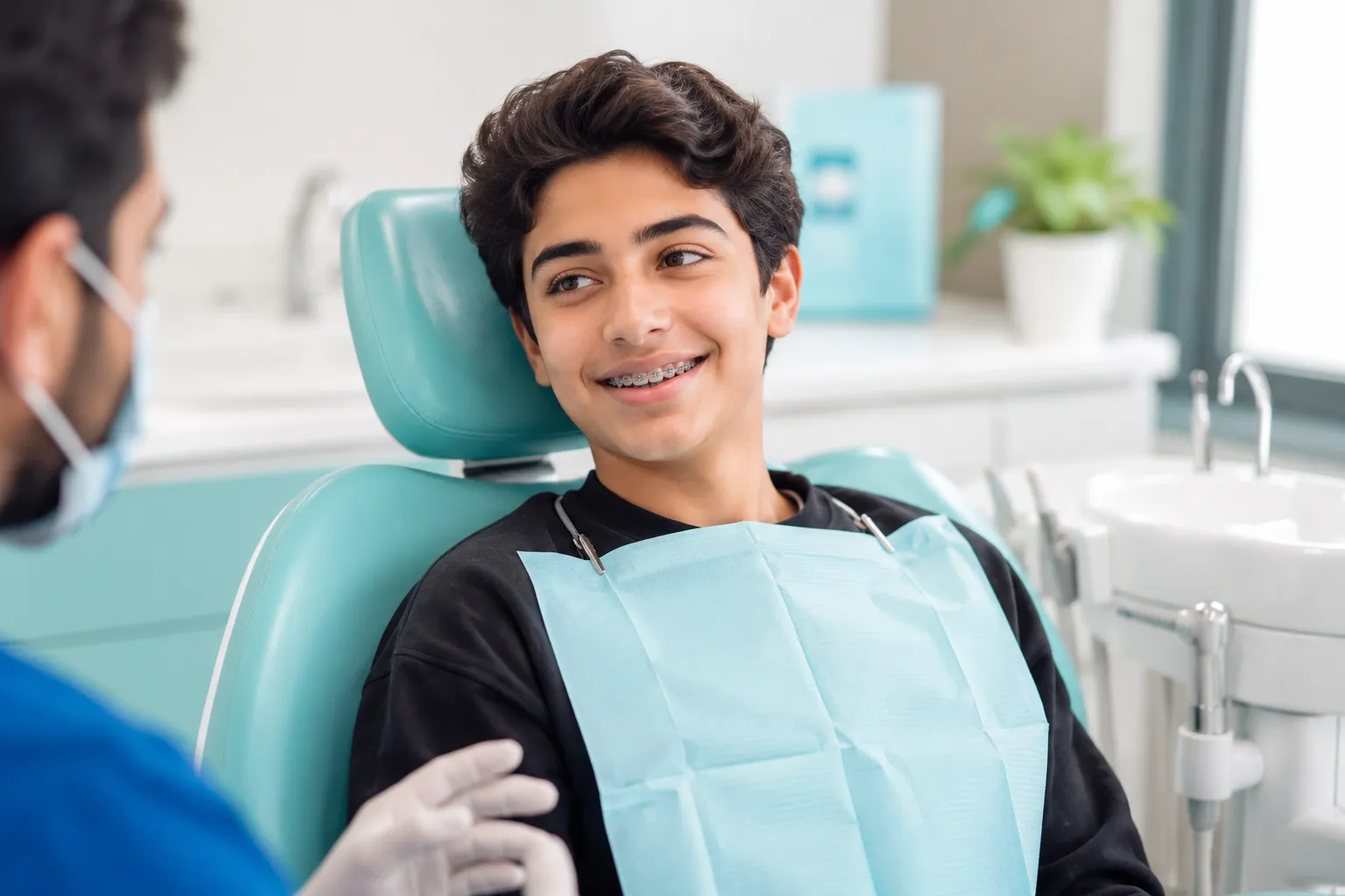 Relaxed patient during a comfortable orthodontic appointment in DHA Karachi