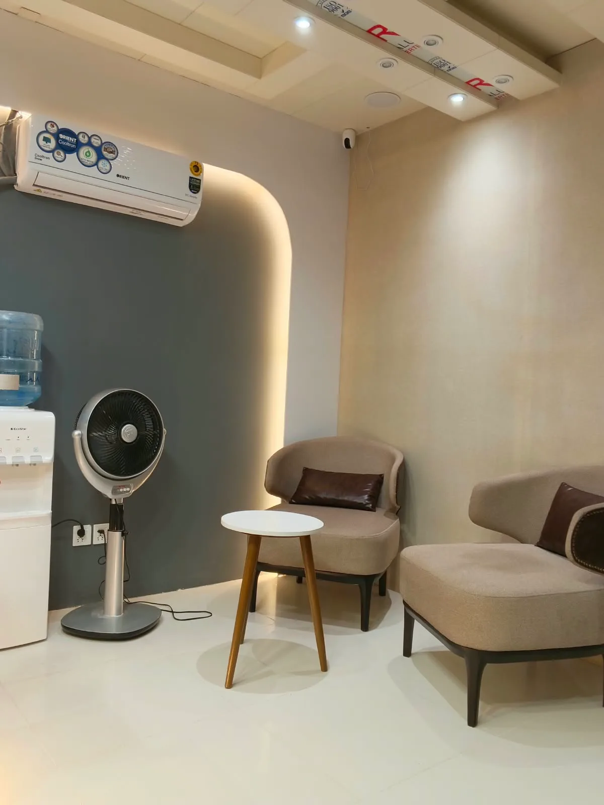 Waiting area seating at Clifton Block 9 with air conditioning and drinking water